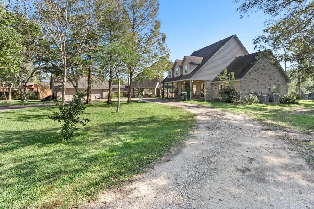 860 Fm-517 E Dickinson, TX 77539