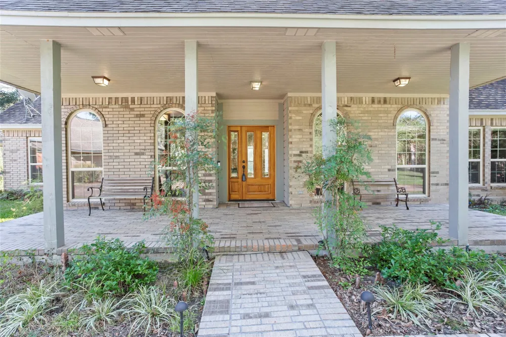 860 Fm-517 E Dickinson, TX 77539