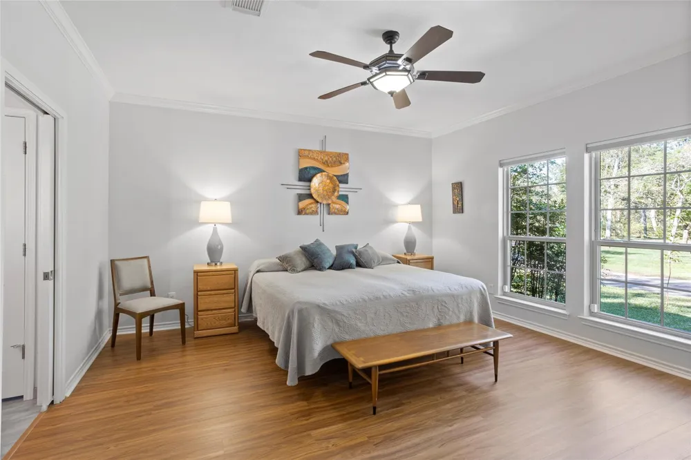 860 Fm-517 E Dickinson, TX 77539