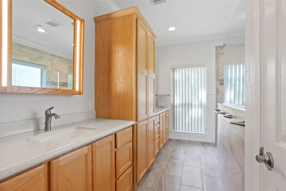 860 Fm-517 E Dickinson, TX 77539