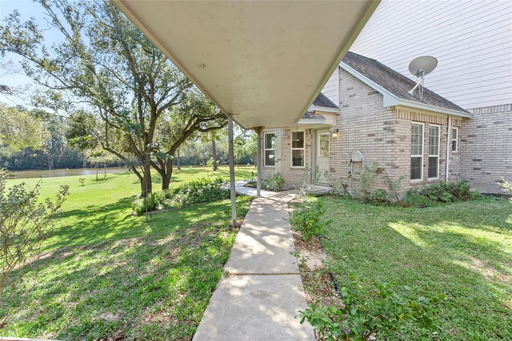 860 Fm-517 E Dickinson, TX 77539