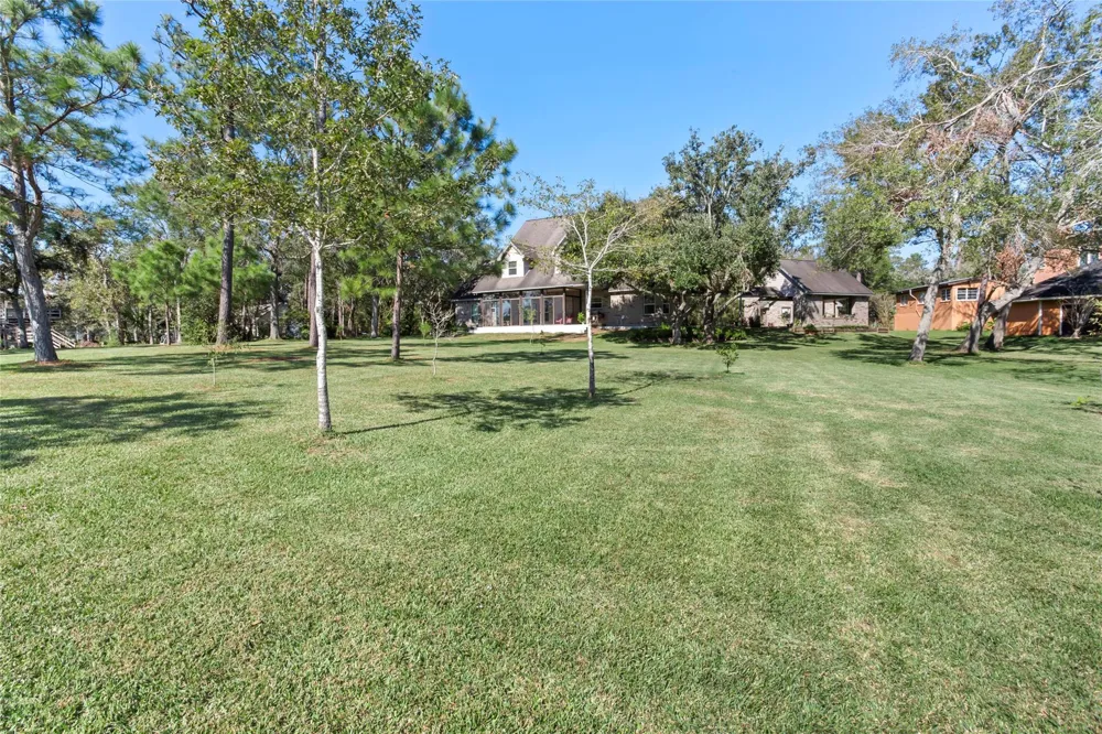 860 Fm-517 E Dickinson, TX 77539