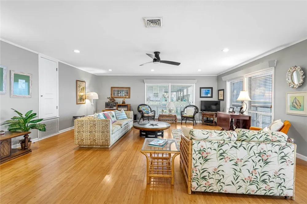 100 Bayshore Drive Ingleside on the Bay, TX 78362