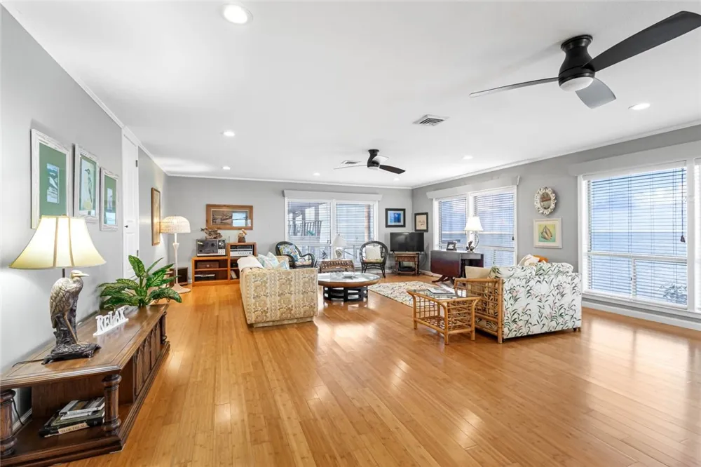 100 Bayshore Drive Ingleside on the Bay, TX 78362