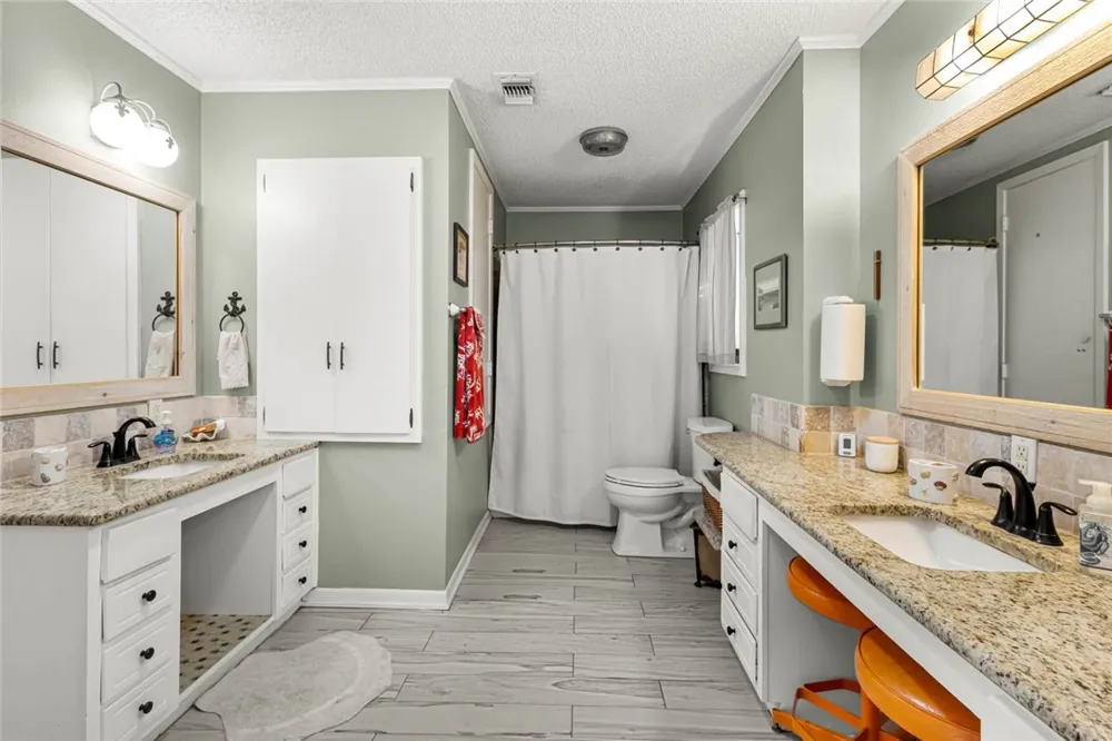 100 Bayshore Drive Ingleside on the Bay, TX 78362