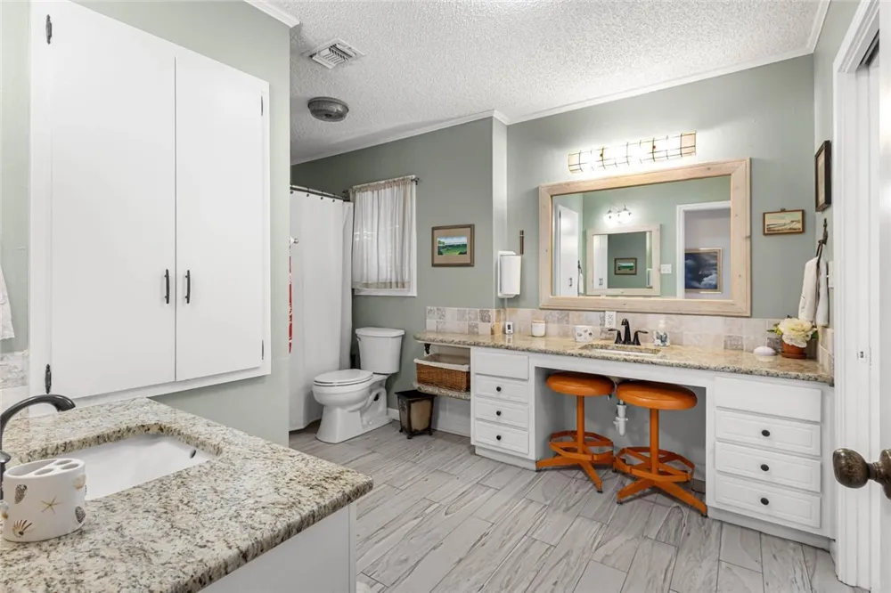 100 Bayshore Drive Ingleside on the Bay, TX 78362