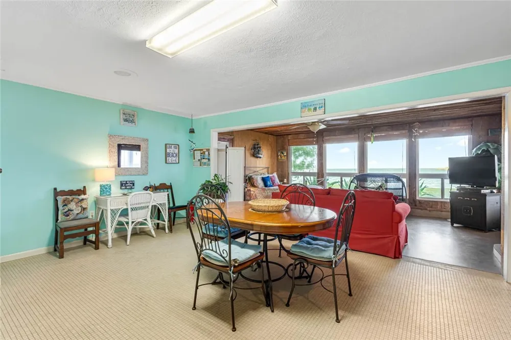 100 Bayshore Drive Ingleside on the Bay, TX 78362