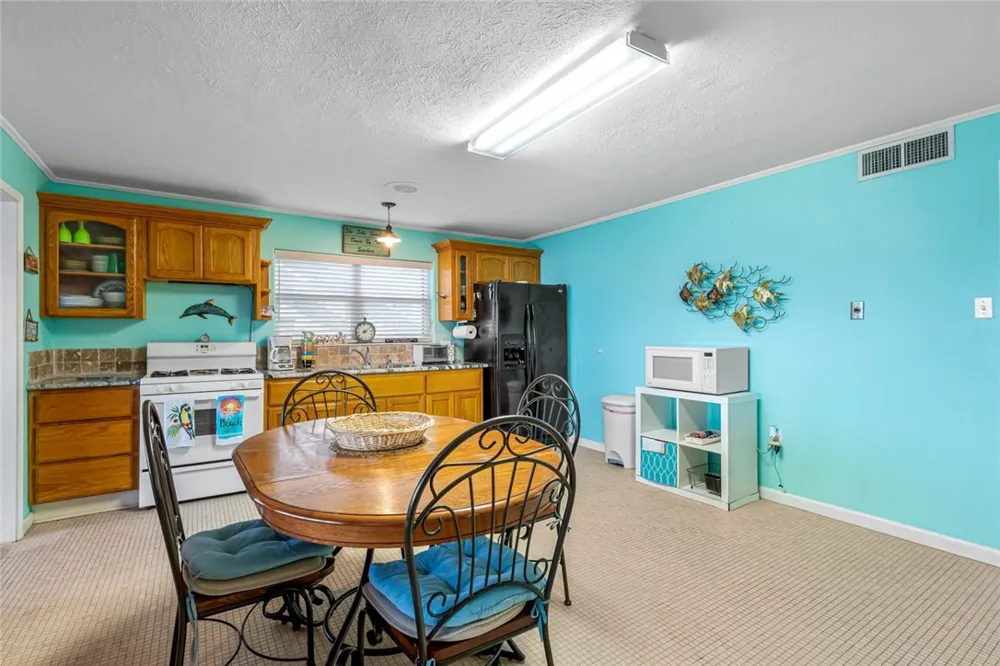 100 Bayshore Drive Ingleside on the Bay, TX 78362