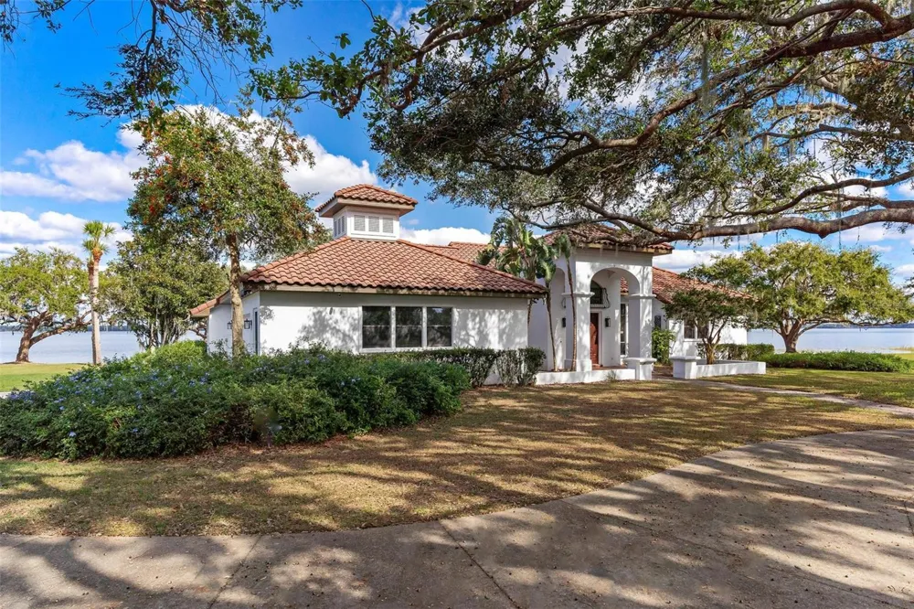 38230 YALE CIRCLE Leesburg, FL 34788