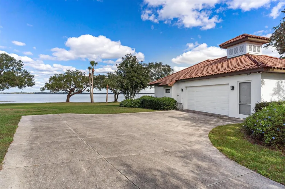 38230 YALE CIRCLE Leesburg, FL 34788