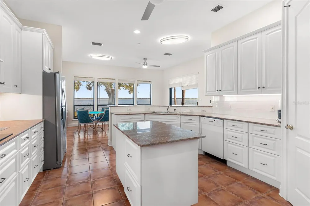38230 YALE CIRCLE Leesburg, FL 34788