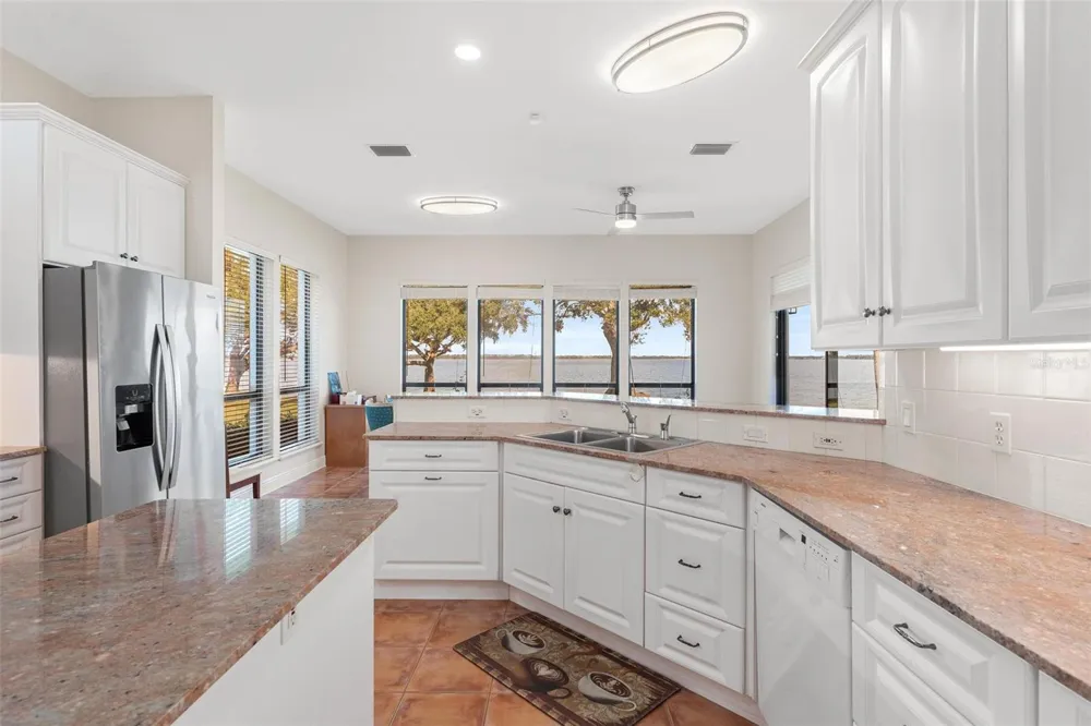 38230 YALE CIRCLE Leesburg, FL 34788