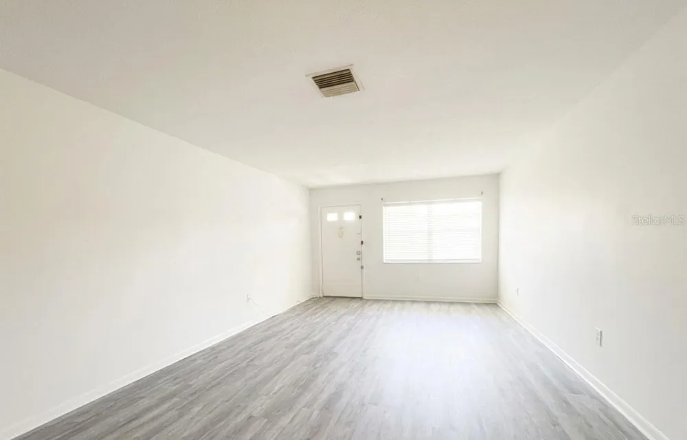 5860 38TH AVENUE #29 St Petersburg, FL 33710