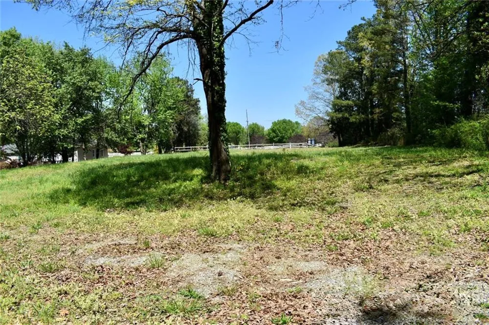1400 Woodstock Road Roswell, GA 30075