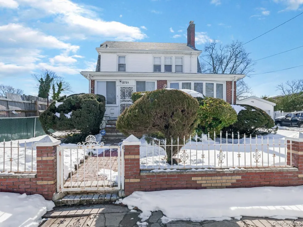 2721 Coldspring Road Far Rockaway, NY 11691