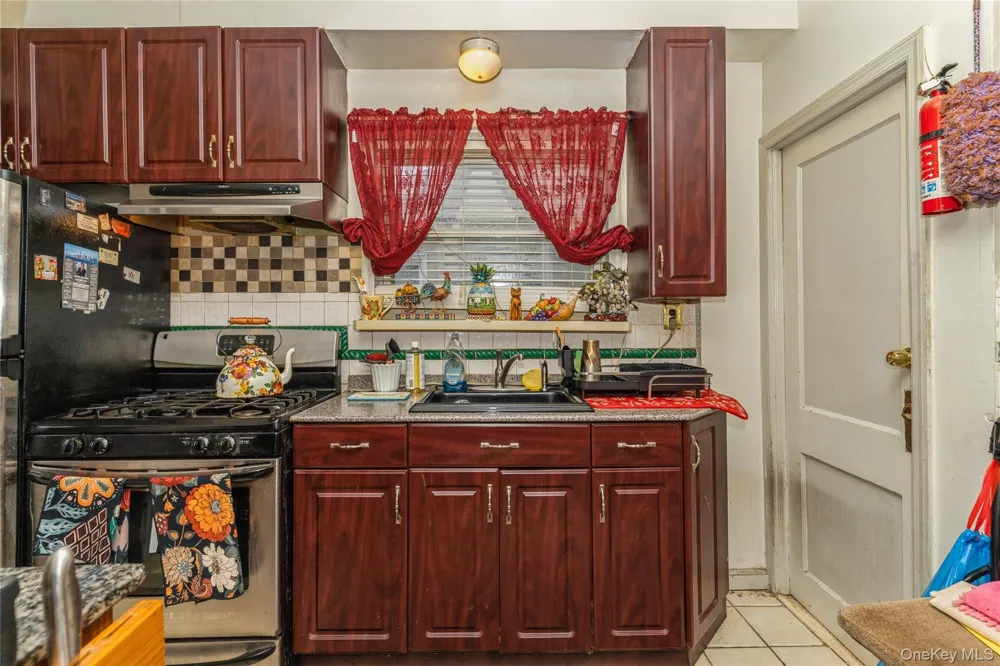 182-26 143rd Avenue Springfield Gardens, NY 11413