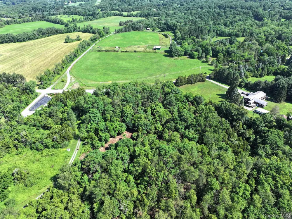 Bells Pond Road Hudson, NY 12541