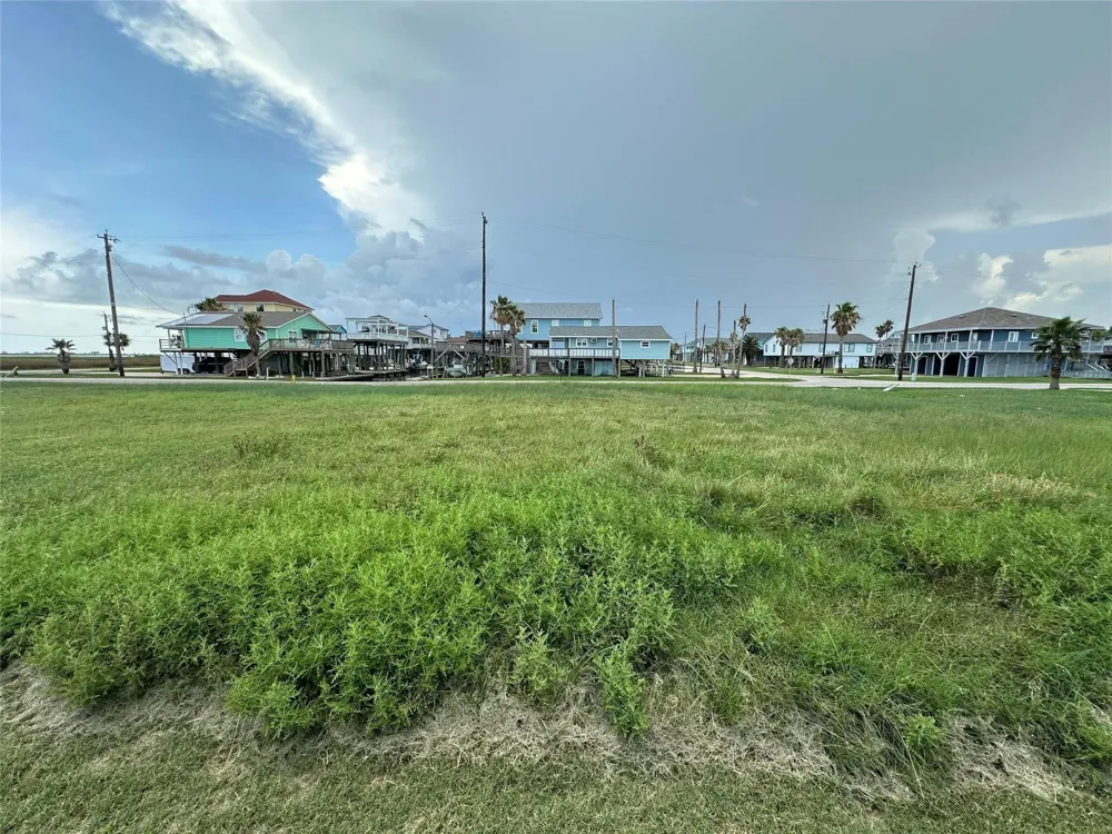 Fathom Dr Freeport, TX 77541