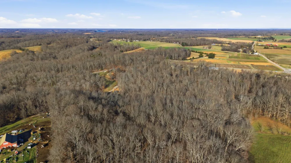 105 Farris Creek Bridge Rd Belvidere, TN 37306