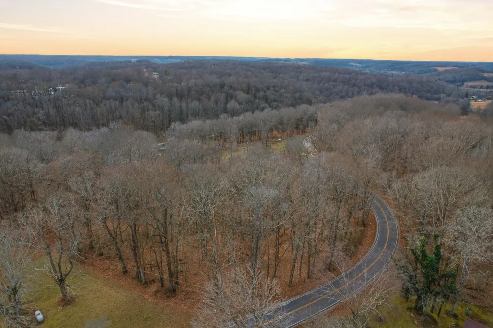 105 Farris Creek Bridge Rd Belvidere, TN 37306