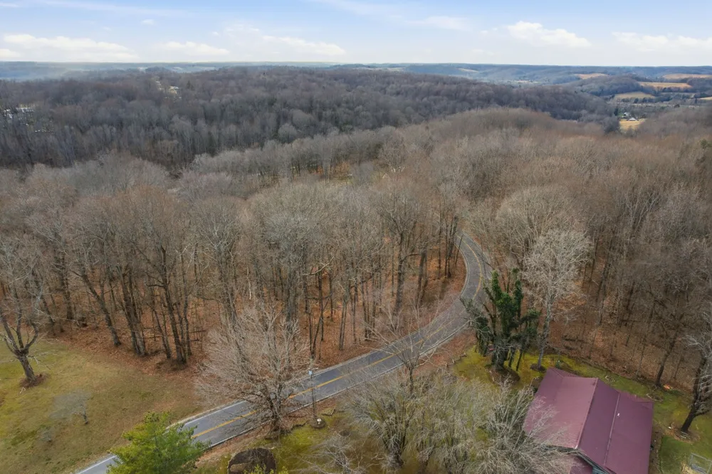 105 Farris Creek Bridge Rd Belvidere, TN 37306