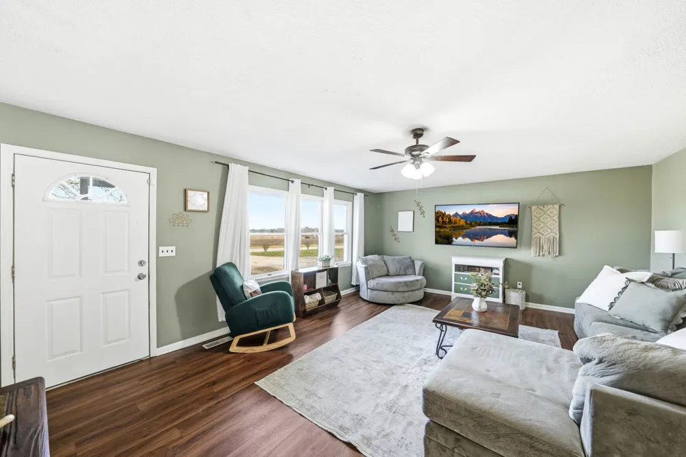 105 Farris Creek Bridge Rd Belvidere, TN 37306