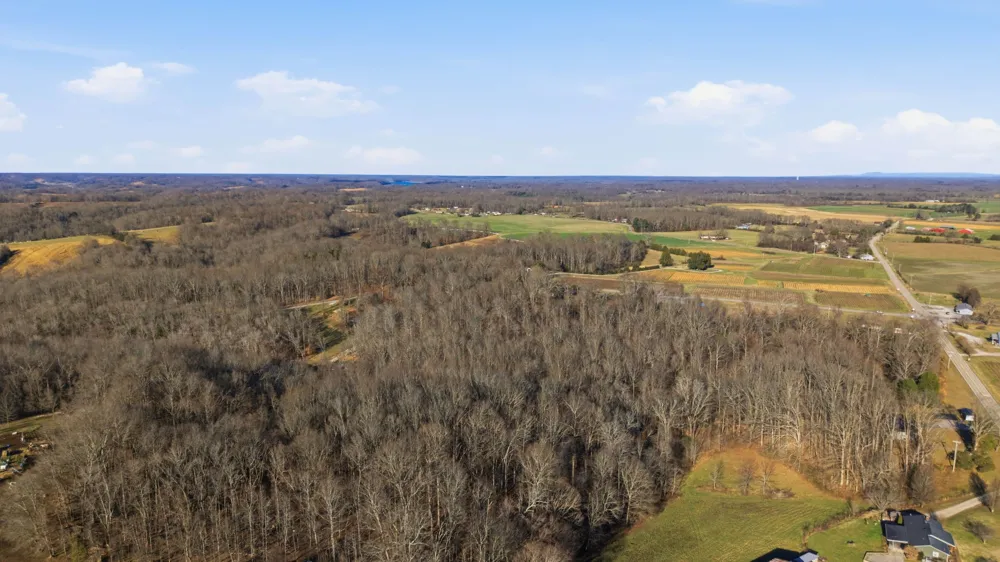 105 Farris Creek Bridge Rd Belvidere, TN 37306