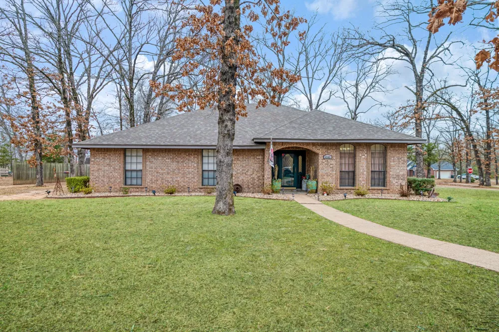 4145 Sleepy Hollow Reno, TX 75462