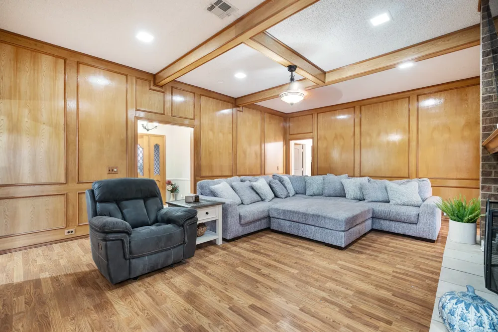 4145 Sleepy Hollow Reno, TX 75462