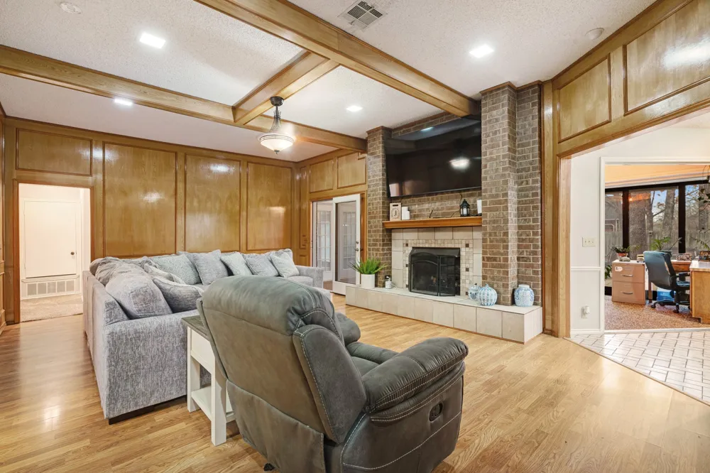 4145 Sleepy Hollow Reno, TX 75462