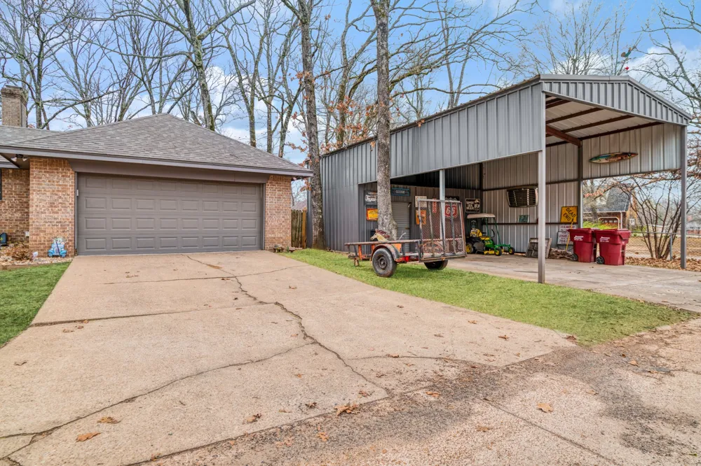 4145 Sleepy Hollow Reno, TX 75462