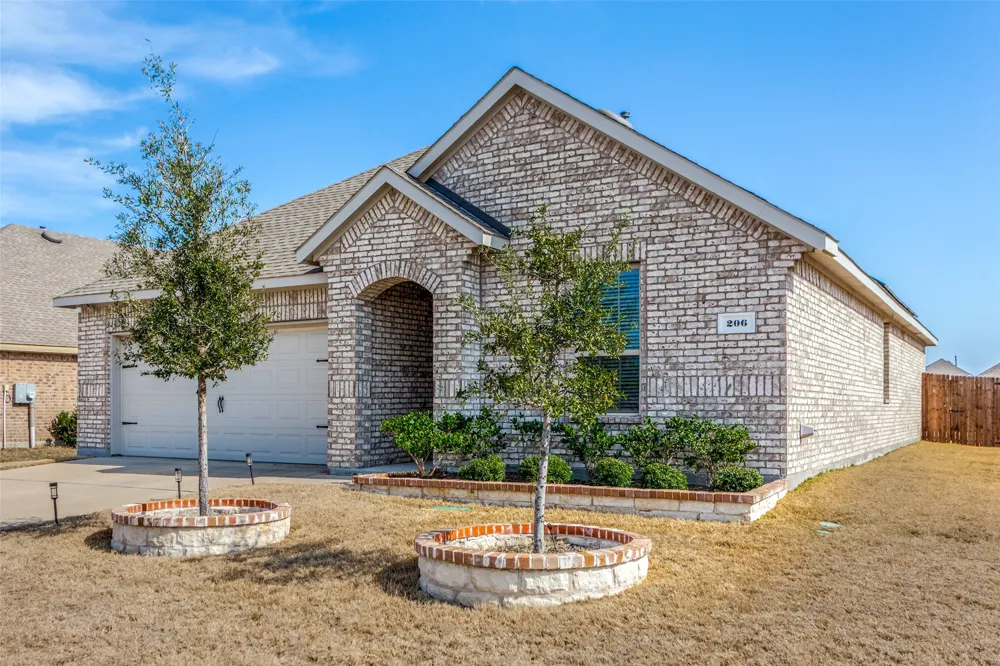 206 Mockingbird Way Caddo Mills, TX 75135