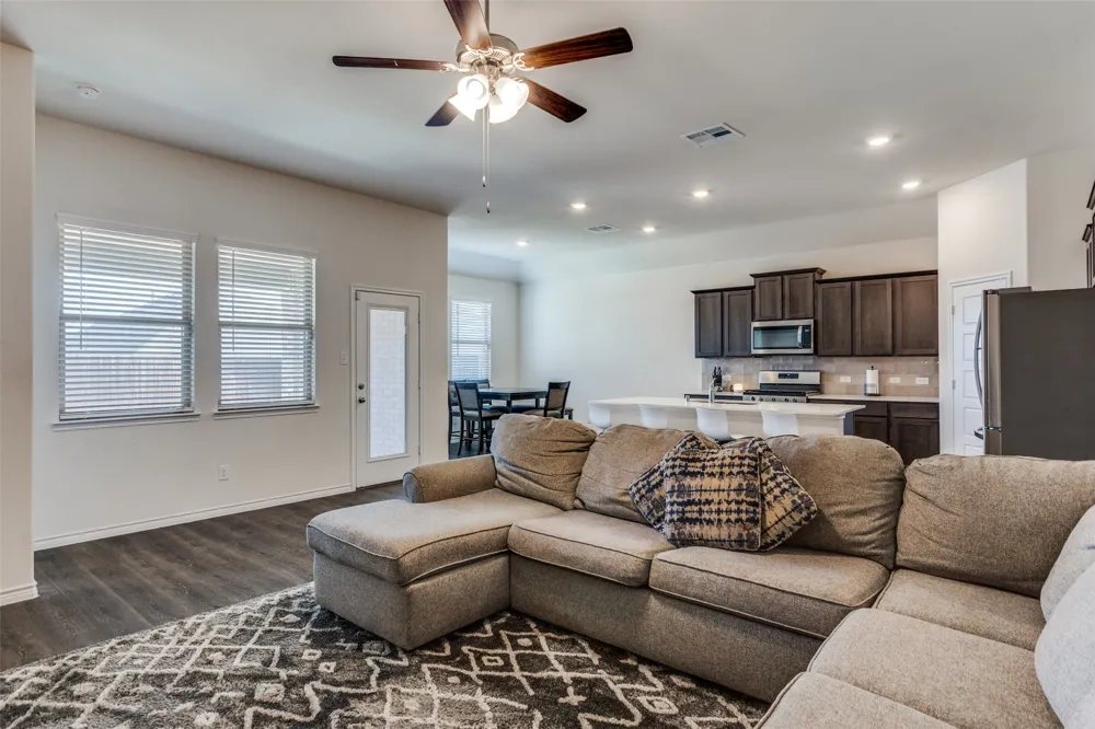 206 Mockingbird Way Caddo Mills, TX 75135