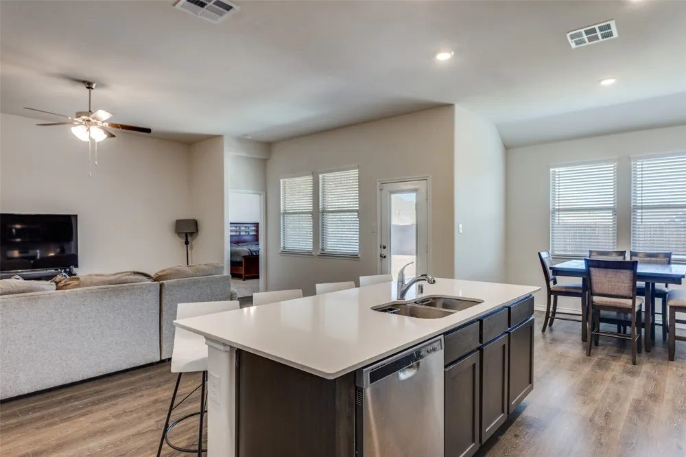 206 Mockingbird Way Caddo Mills, TX 75135