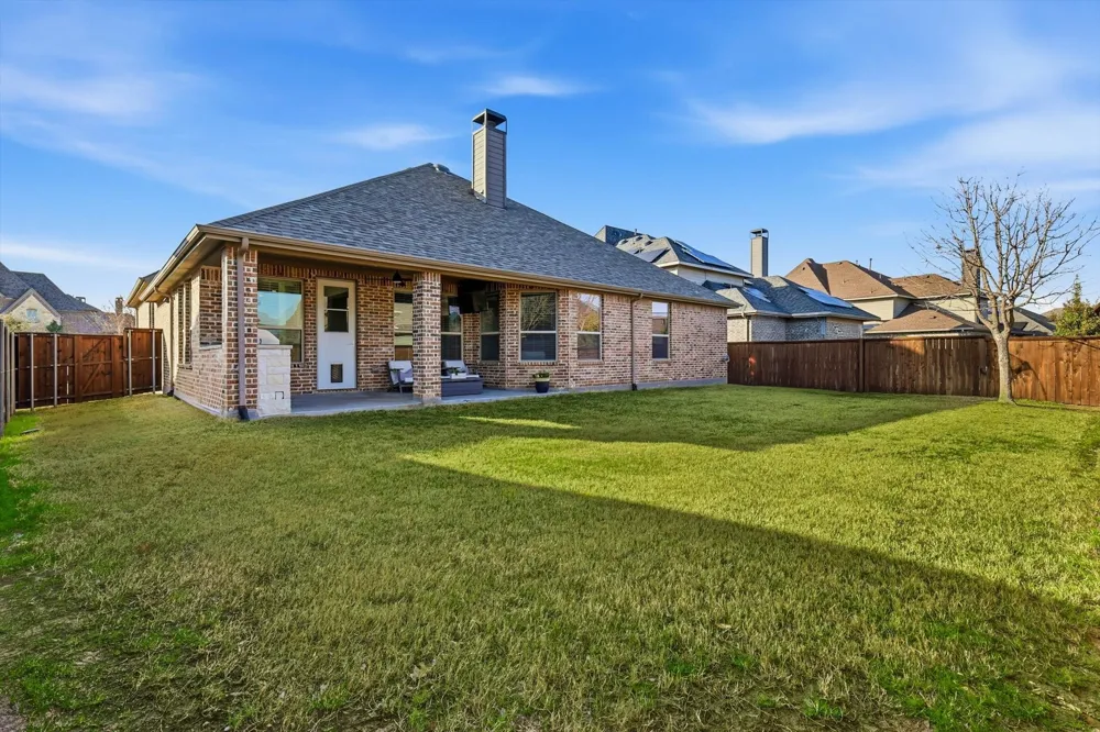 1008 W Bluff Way Roanoke, TX 76262