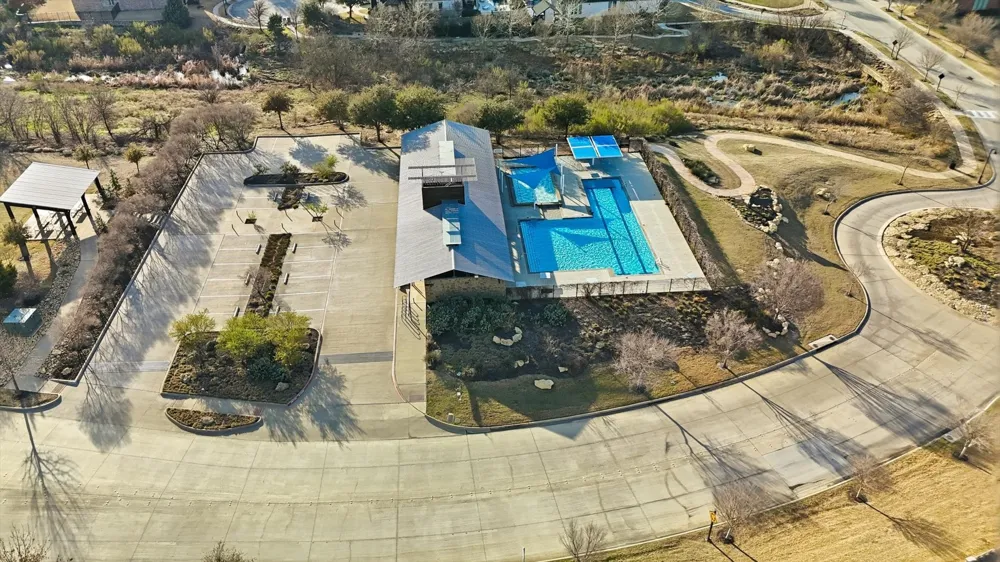 1008 W Bluff Way Roanoke, TX 76262