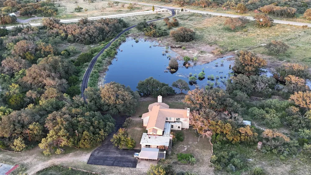 2992 County Road 100 Brady, TX 76825