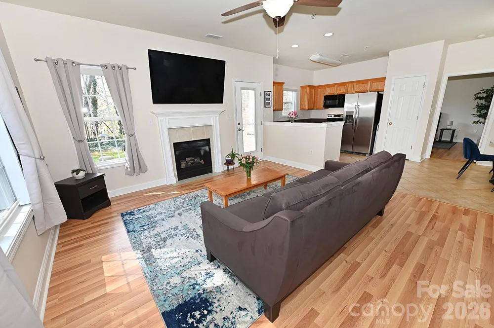 1360 21st Avenue NE Hickory, NC 28601