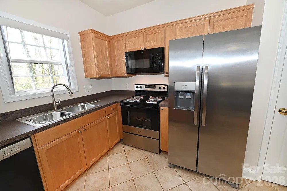 1360 21st Avenue NE Hickory, NC 28601