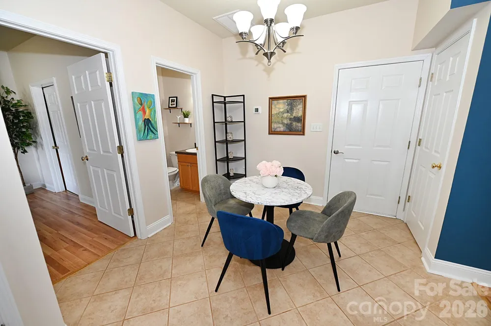 1360 21st Avenue NE Hickory, NC 28601