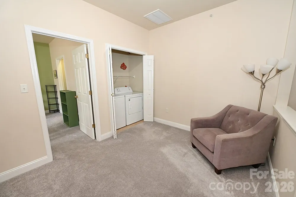 1360 21st Avenue NE Hickory, NC 28601