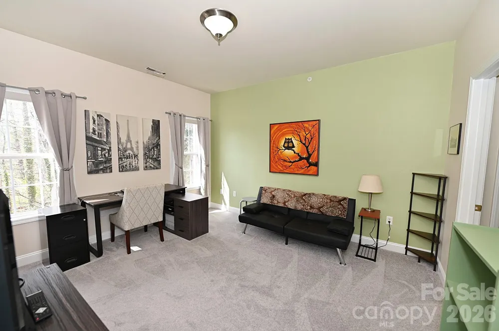 1360 21st Avenue NE Hickory, NC 28601