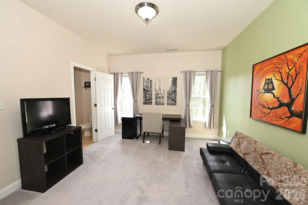 1360 21st Avenue NE Hickory, NC 28601