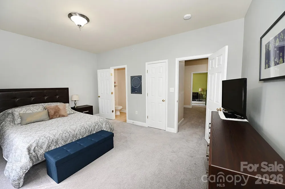 1360 21st Avenue NE Hickory, NC 28601