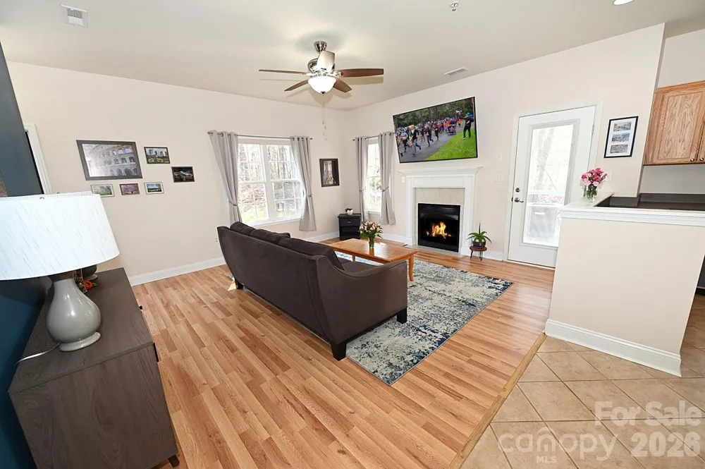1360 21st Avenue NE Hickory, NC 28601