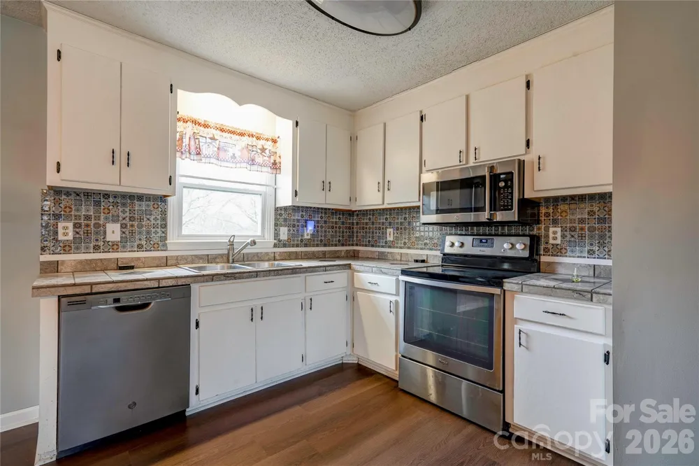 113 Hicks Road Grover, NC 28073