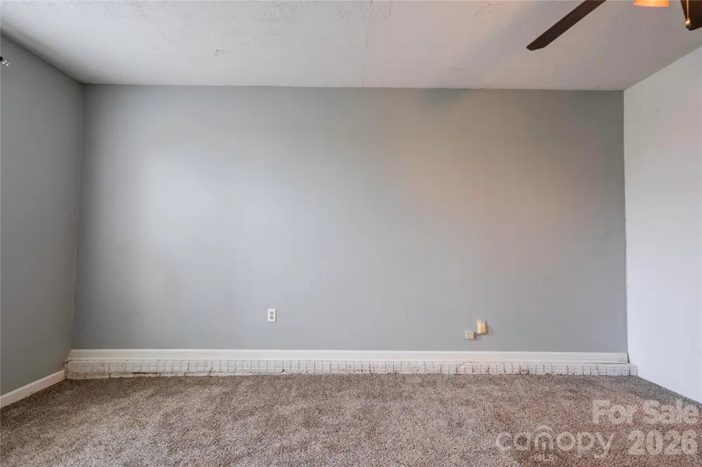 113 Hicks Road Grover, NC 28073