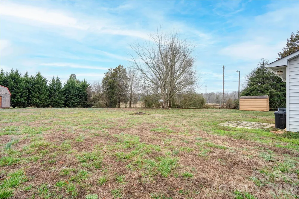 113 Hicks Road Grover, NC 28073