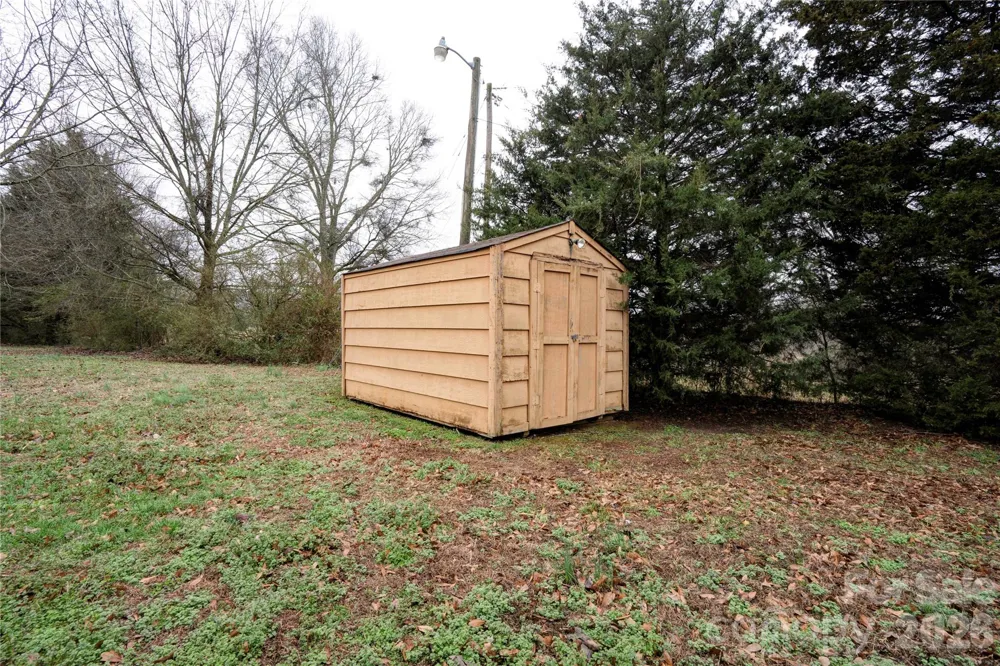 113 Hicks Road Grover, NC 28073