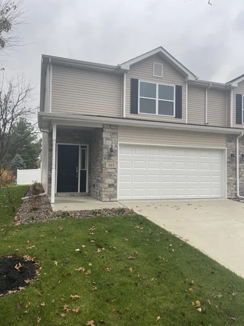 915 Paula Court
